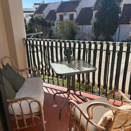 Torremolinos, Casa Perla Apartment *